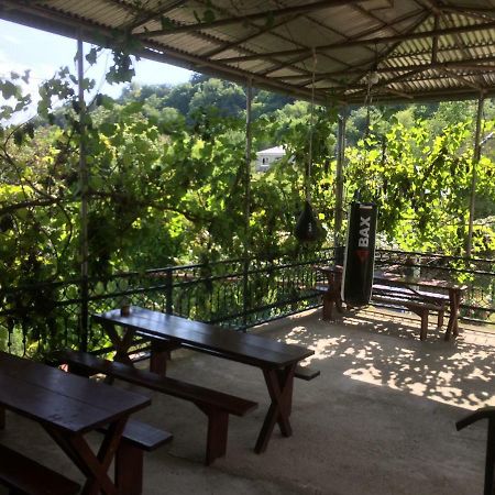 غوداوتا Guesthouse At Oleg'S Zolotoy Bereg المظهر الخارجي الصورة